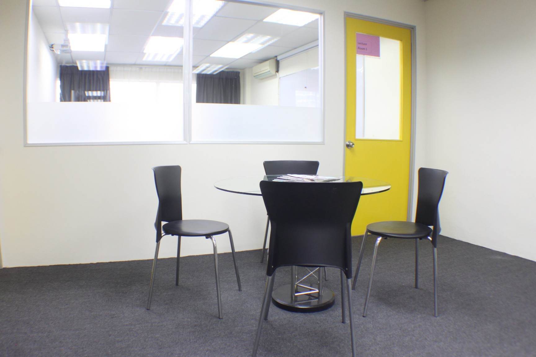ChemPraxis IGCSE Tuition Centre Puchong Discussion area